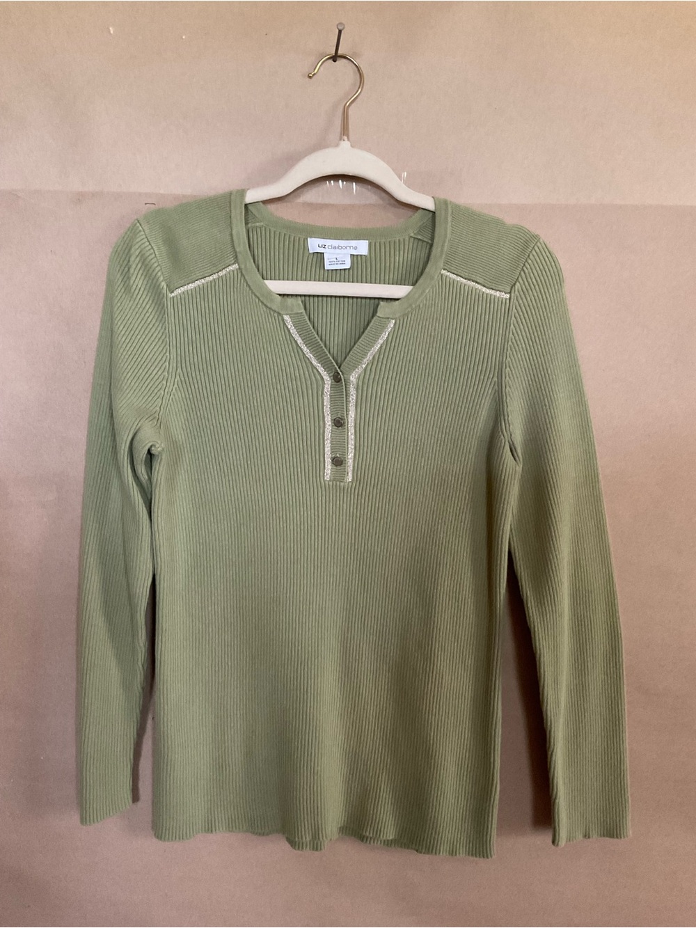Liz Claiborne Sage Ribbed Henley Sweater. Size L